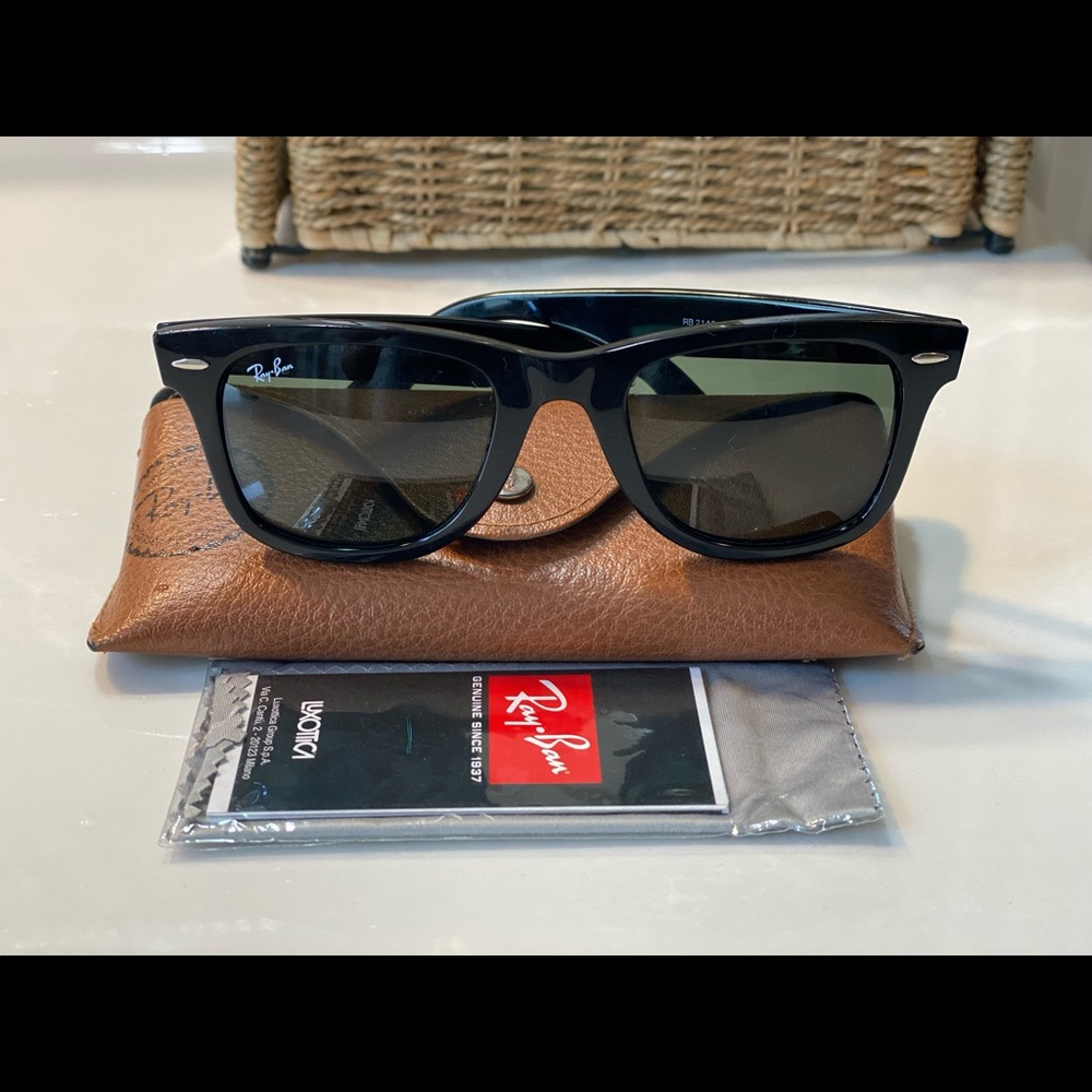 Ray-ban black club master